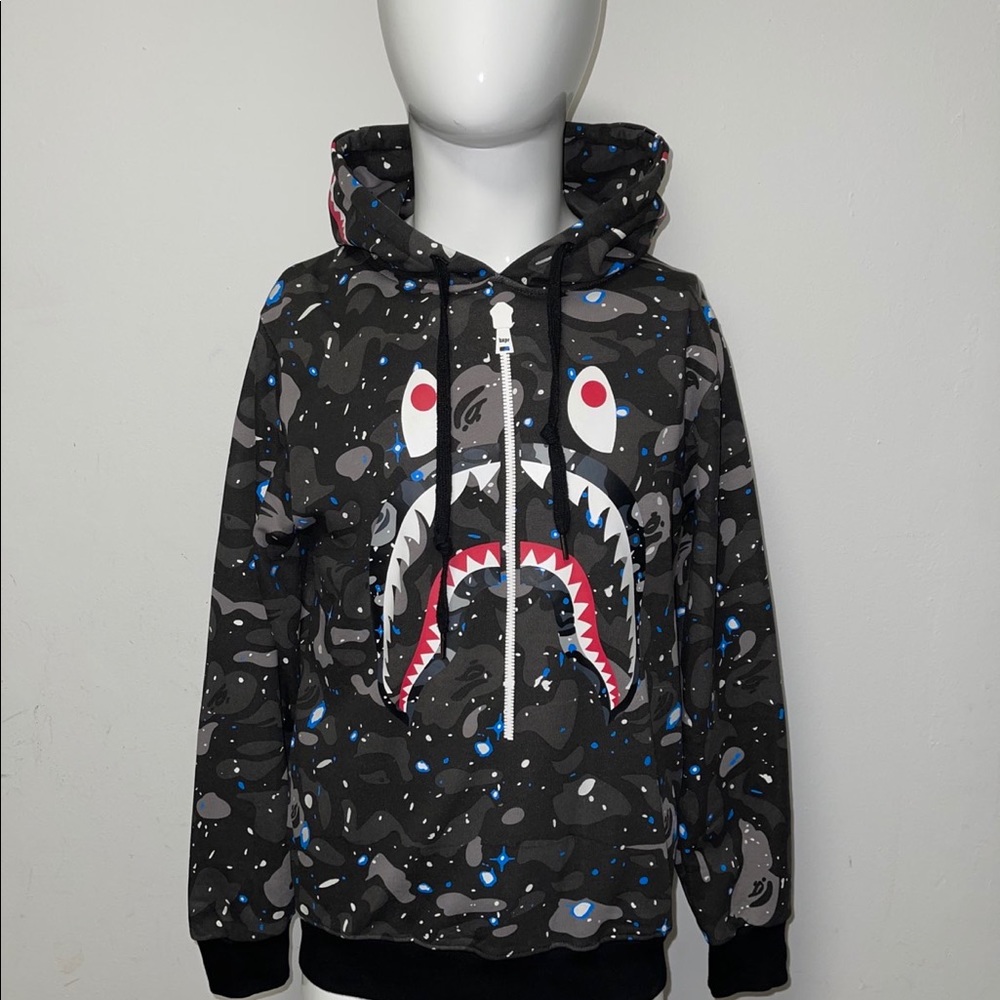 A.Bathing Ape NEW hoodie! - Picture 3 of 9